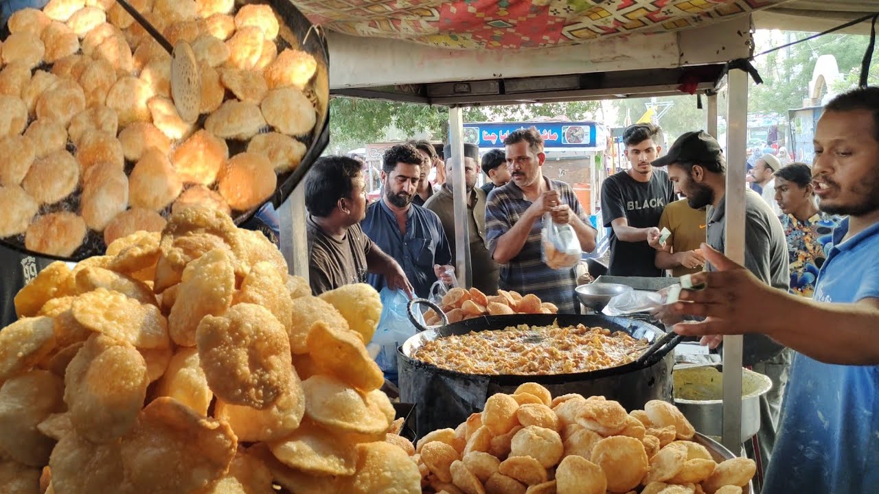 Ramadan Special Fried Snack | Dal Ki kachori |  Pastry Making | Street Food Pakistan | Fahad Sherazi