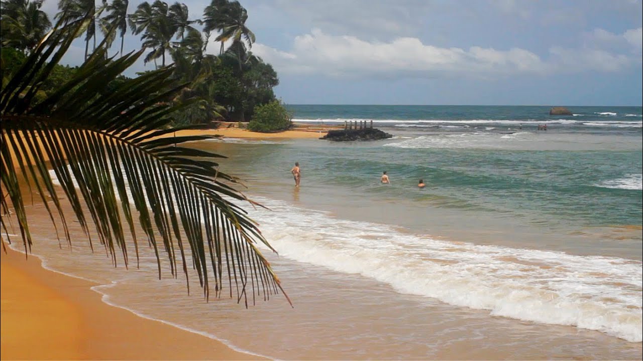 Unawatuna Beach, Galle, Sri Lanka. - Sri Lanka / Hikkaduwa /Galle / Unawatuna