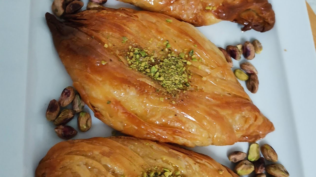 لشعيبيات السوريه من ألذ واشهى الحلويات جربوها واكيد رح تعجبكن🤤😋👌