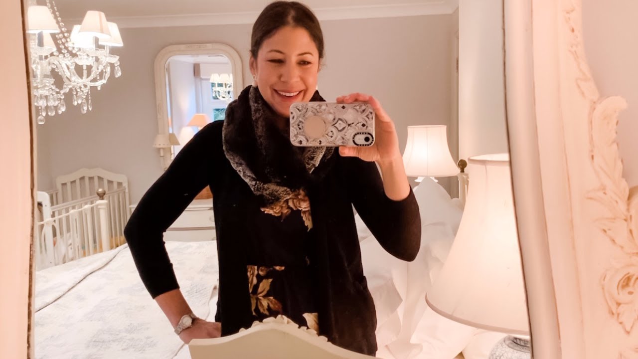Outfits of the Week Christmas in England | Ten-Item Capsule Wardrobe