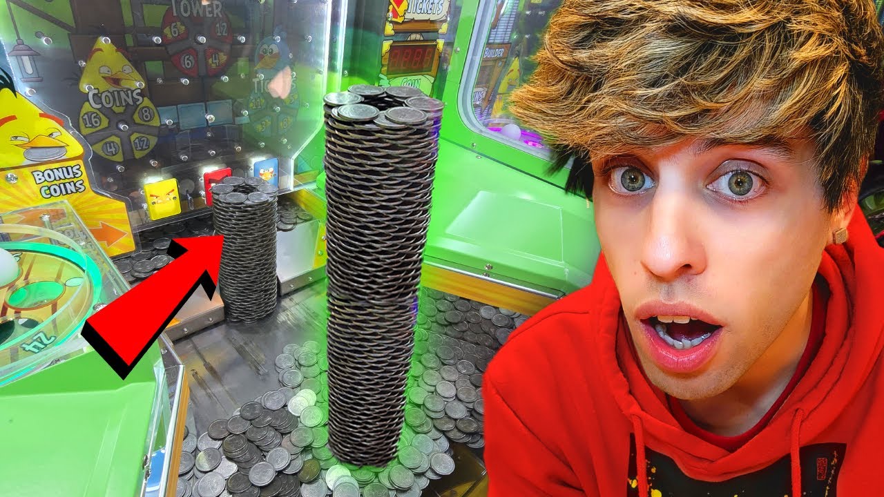 How Does This Coin Pusher Self Build Giant Coin Towers?