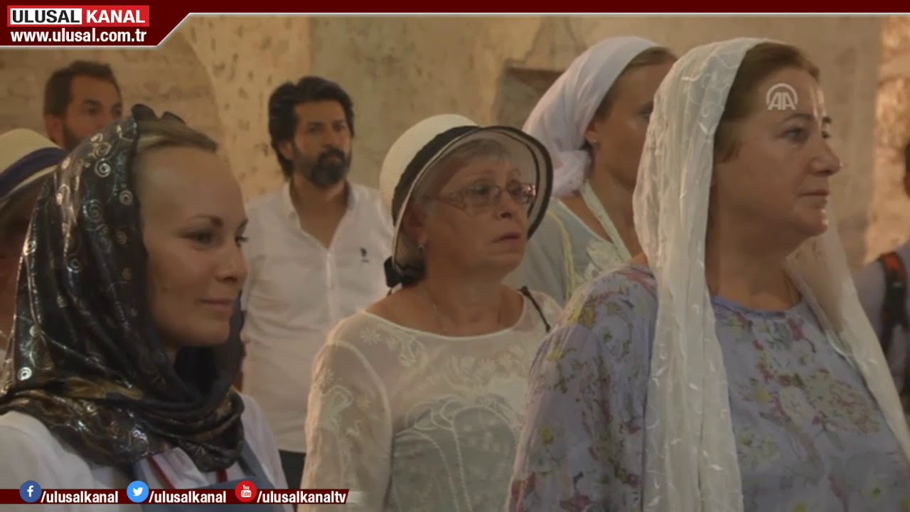 Antalya'da Aziz Nikolas ayini