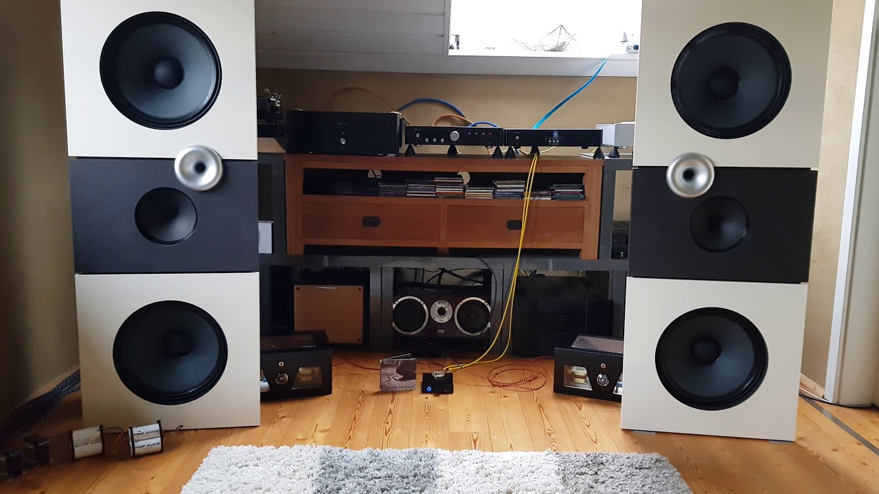 Open Baffle and Bantam Gold Temple Audio That's Music