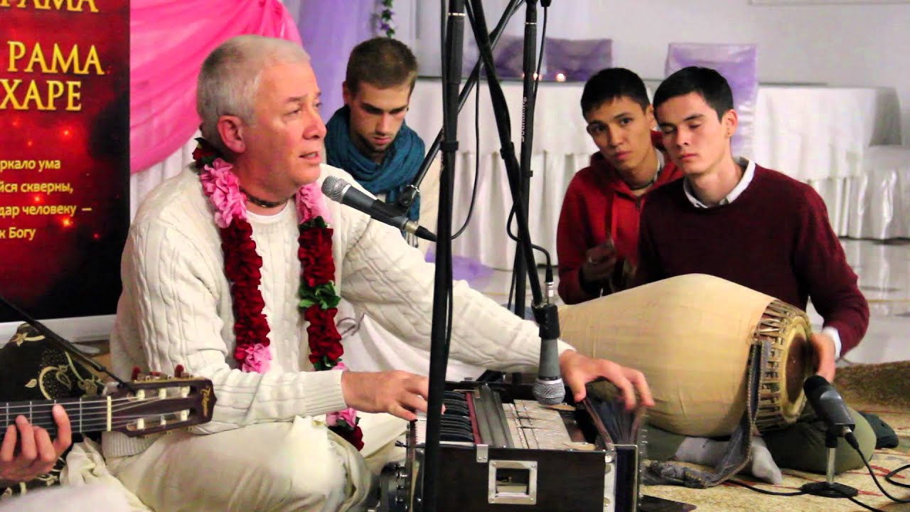 Е.М. Чайтанья Чандра Чаран Прабху - Almaty Kirtan 03/10/2015 Алматы Киртан