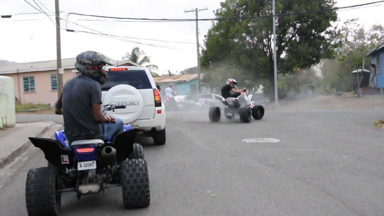 Jake Doing Donuts with his Raptor 700r