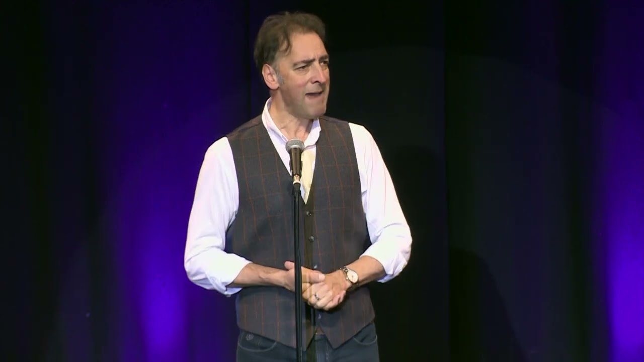ALISTAIR MCGOWAN -  Live clips Spring 2022  4' 04