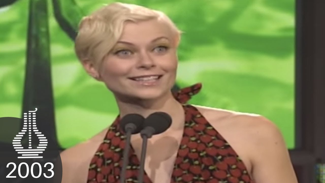 Bertine Zetlitz vinner Årets Kvinnelig Popsolist (Spellemannprisen 2003)