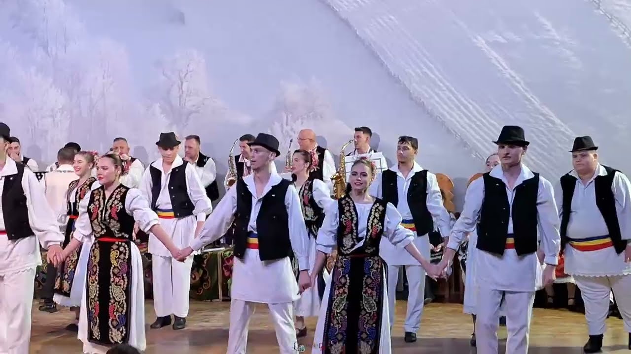 6/📲𝓭𝓪𝓷𝓼  din Banatul de munte / 𝐜𝐨𝐫𝐞𝐠𝐫𝐚𝐟𝐢𝐚:Caius Şandru