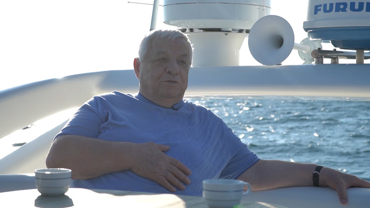 Анатолий Маргиев. Почему он выбрал берег Черного моря, если искренне влюблен в родную Осетию?