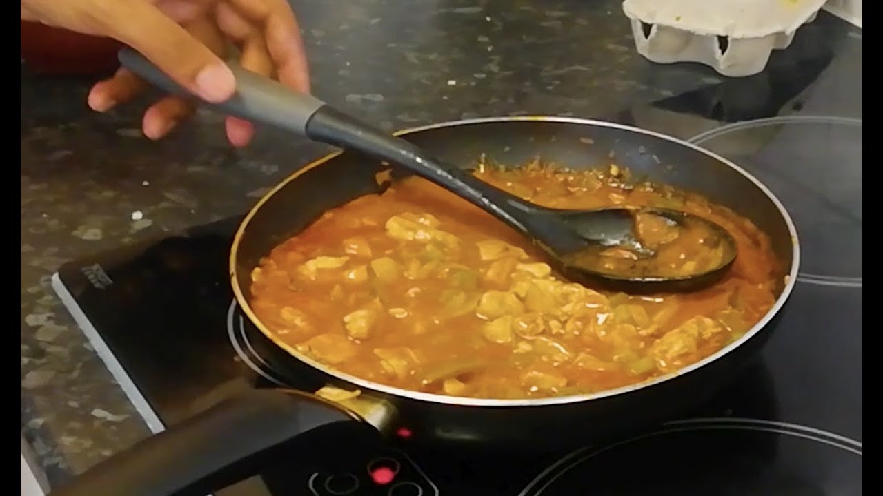 How to make a chicken curry at University - AMSA Fresher's Tips