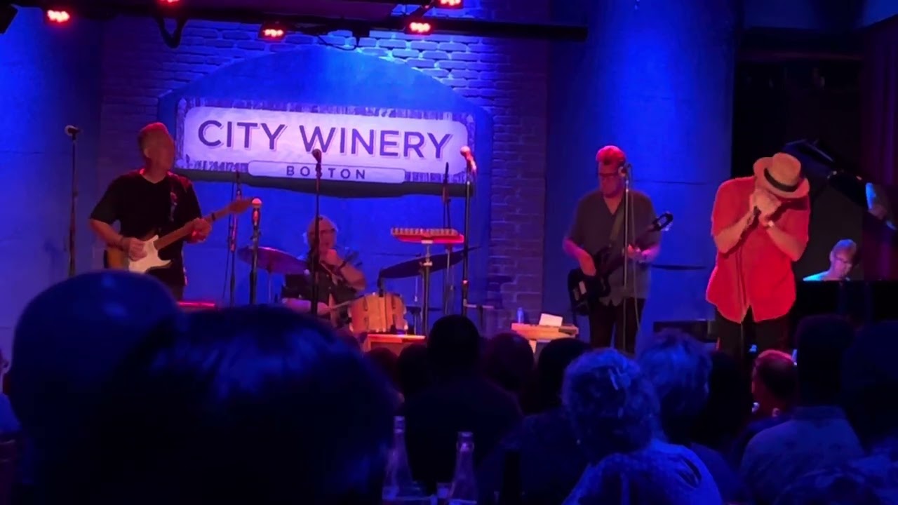 Mark hummel’s little  Walter’s harp blow out/