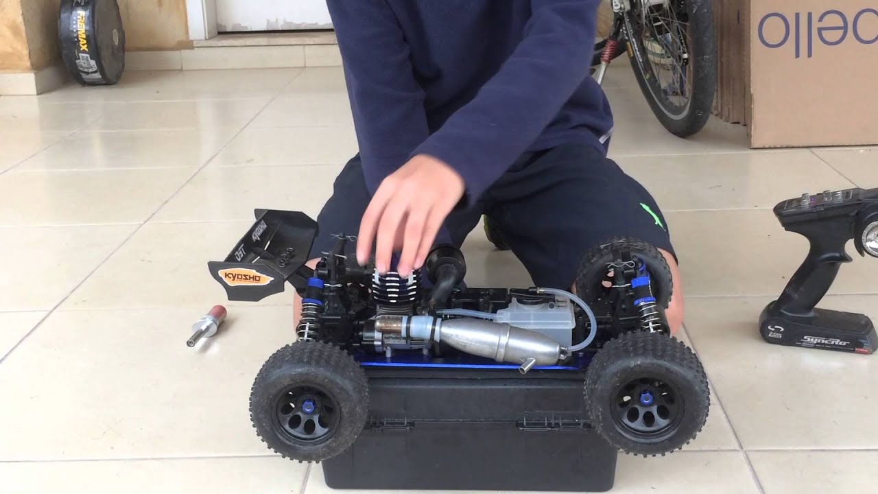 Como ligar automodelos (carrinhos a gasolina) DETALHADAMENTE desde ligar até desligar!!