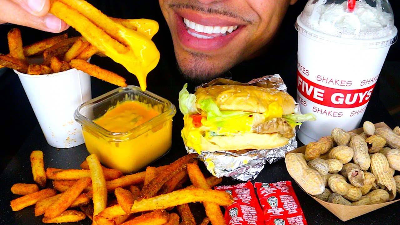 ASMR EATING FIVE GUYS CHEESE SAUCE CAJUN FRIES CHEESEBURGER OREO MILKSHAKE MOUTH SOUNDS NO TALKING