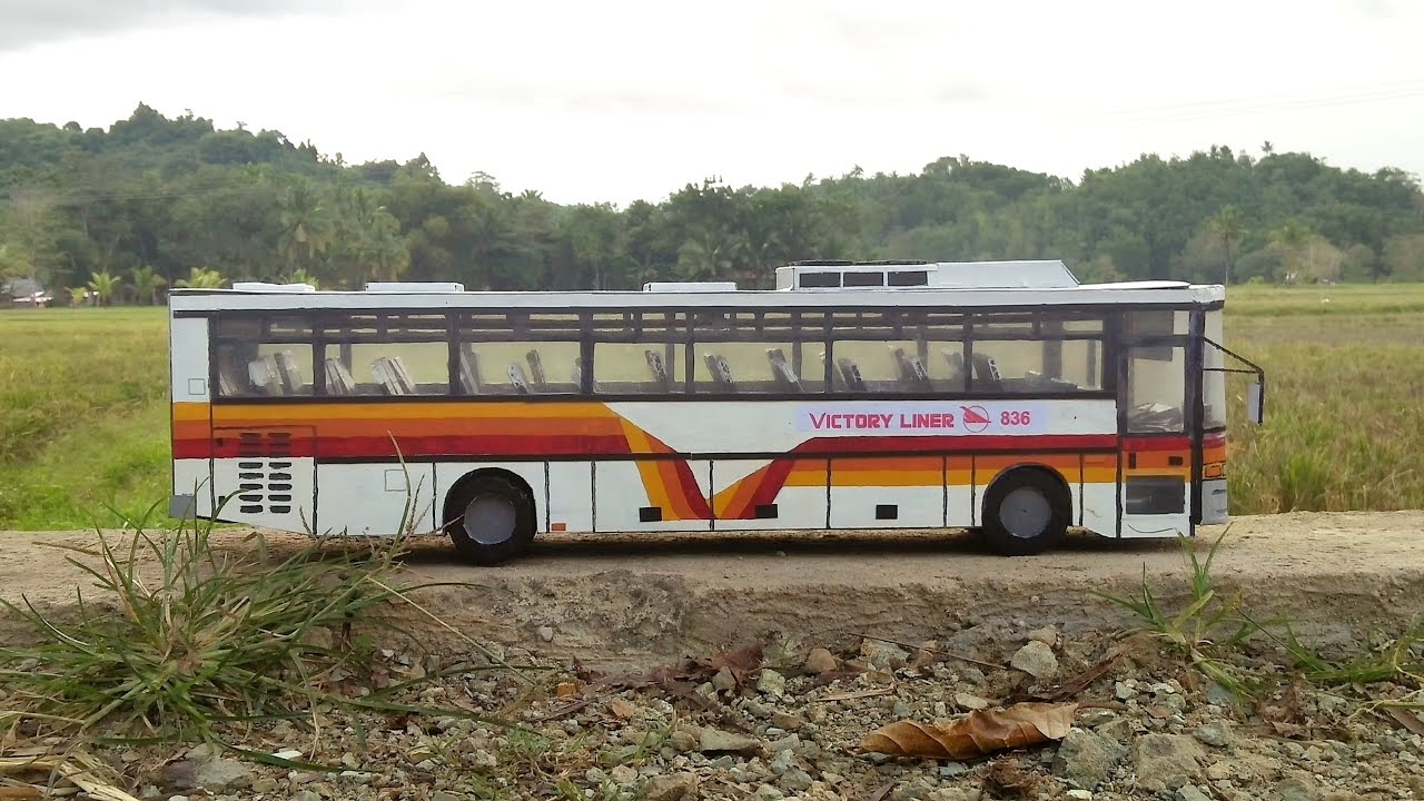 Victory Liner 836 (out of cardboard box)