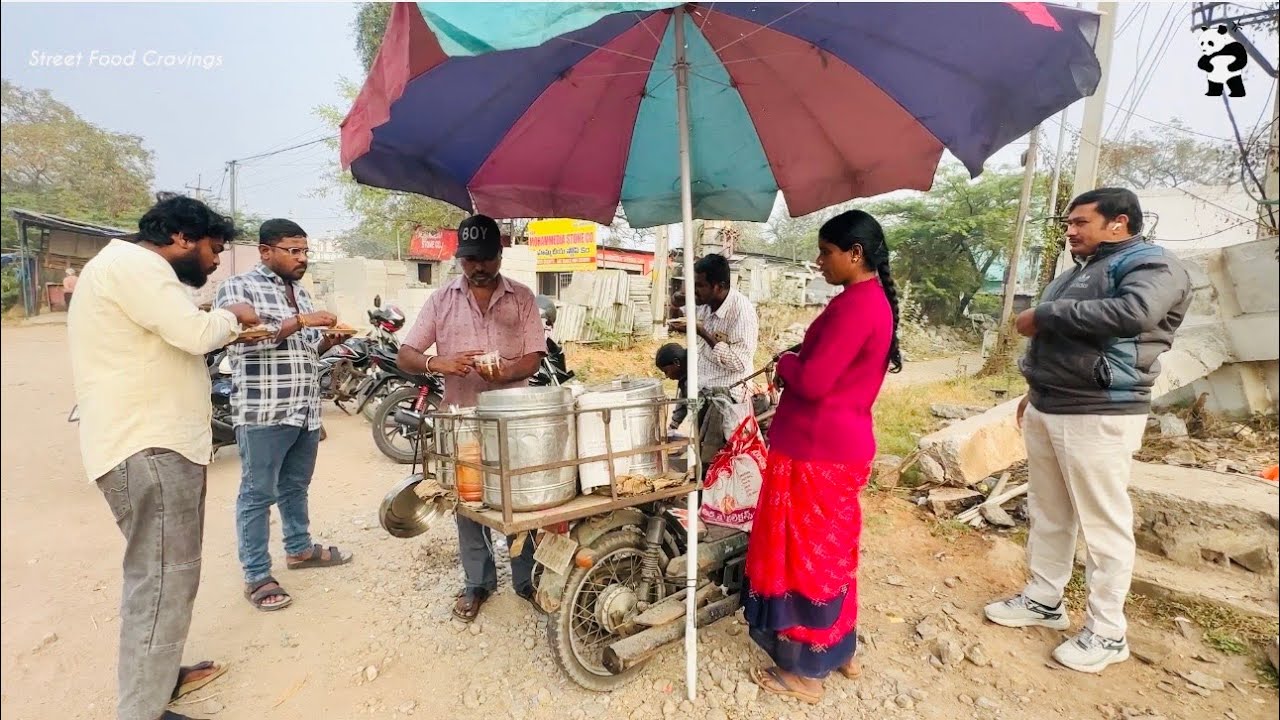 20 Rs Best Tiffins On TVS Bike | Trending | Relaxing Street Food