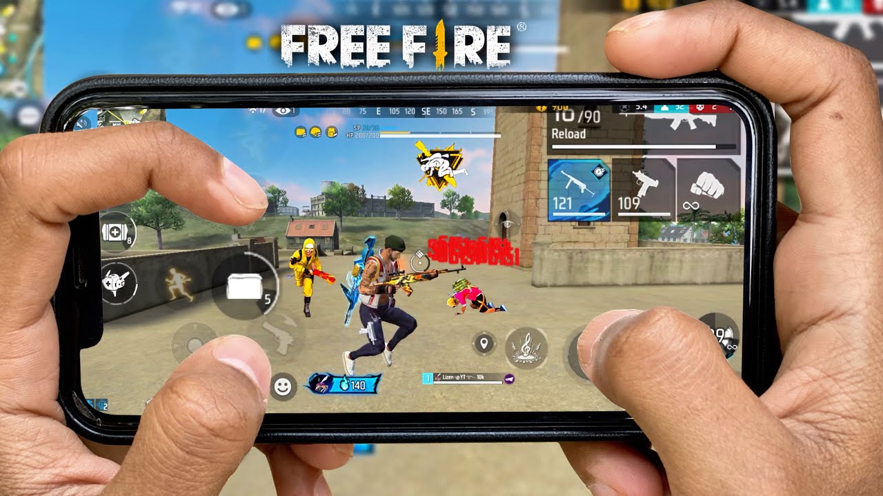SOLO VS SQUAD GAMEPLAY FREE FIRE - IPHONE 11 PRO MAX