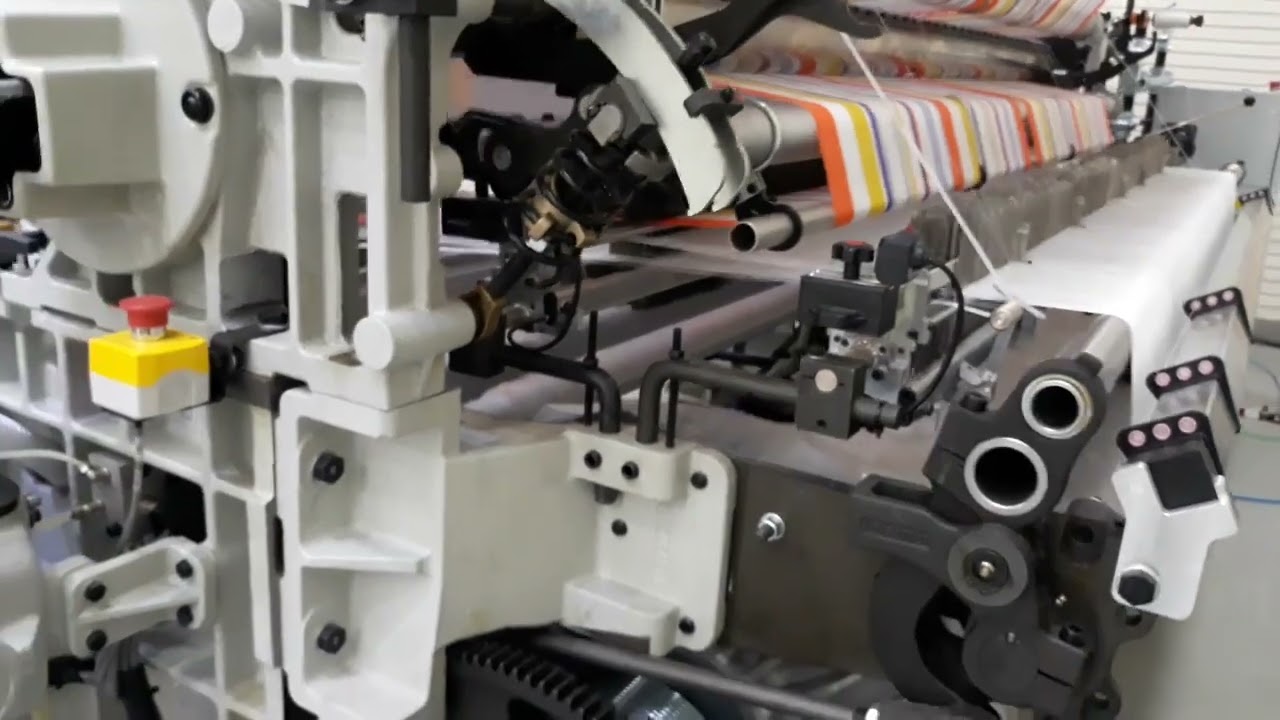 ITEMA r9500 Terry. #Itema #termopartners #termo #textileindustry #machine #r9500 #rapierloom