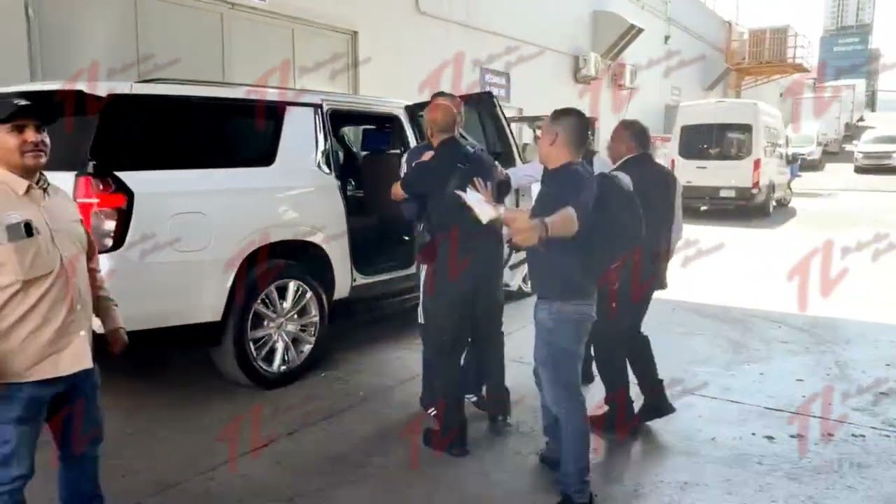 😱🥊 TREMENDO GOLPE RECIBIÓ ALFREDO ADAME  POR PARTE DEL ESPOSO DE KARELY RUIZ 