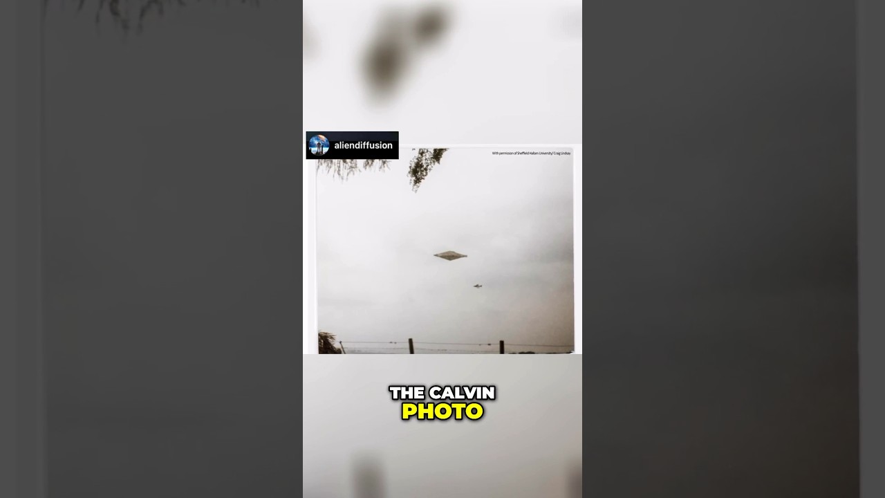 Most Spectacular UFO Photo or Top-Secret Aurora Spy Plane? 🤔📸