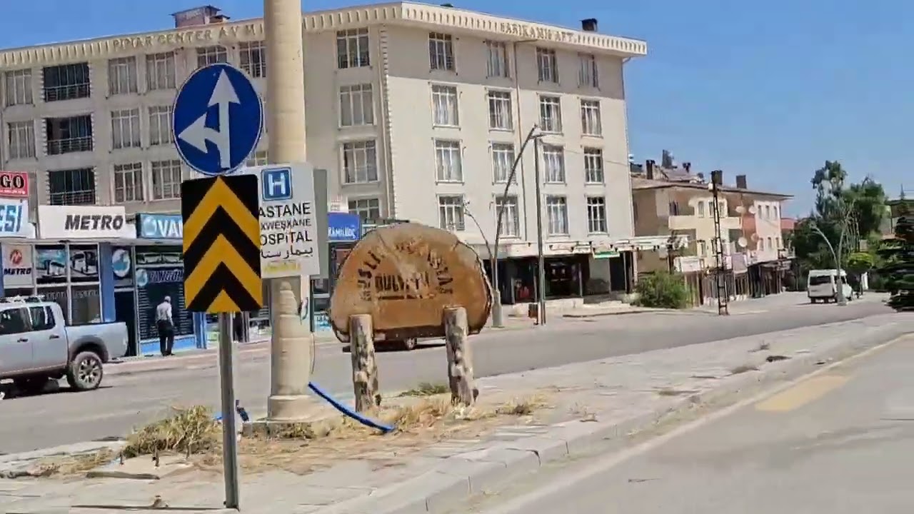 GEVAŞ / GEVAŞ  MERKEZ / GEVAŞ ÖĞRETMENEVİ /  VAN EDREMİT GEVAŞ  ARASI YOL