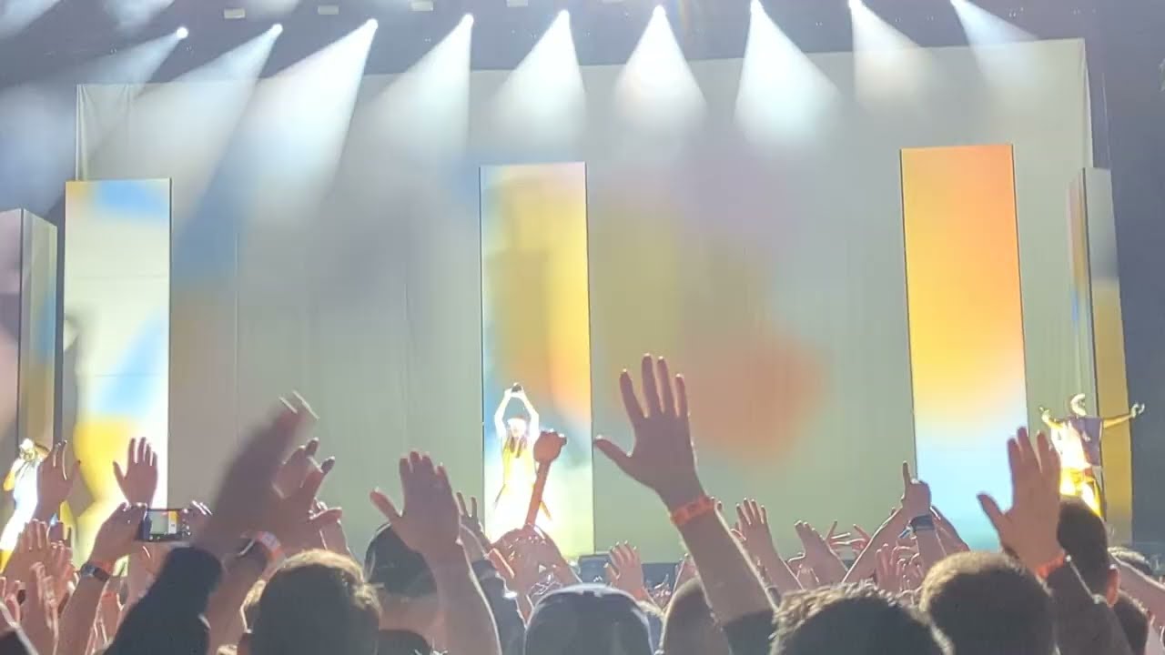 Deichkind - 99 Bierkanister | Live Hamburg 2023