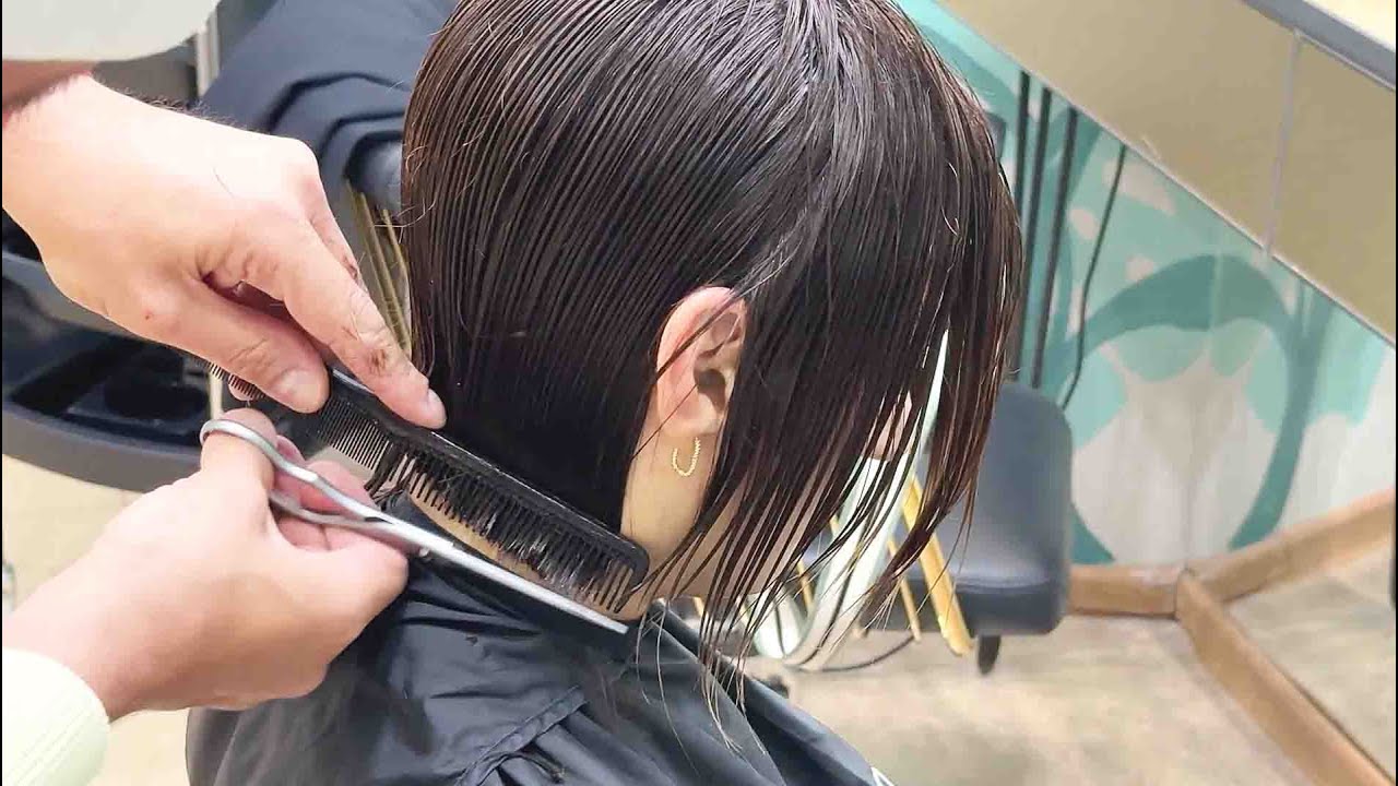 SUPER HAIRCUT -  SHORT STACKED LAYERED BOB HAIR CUT