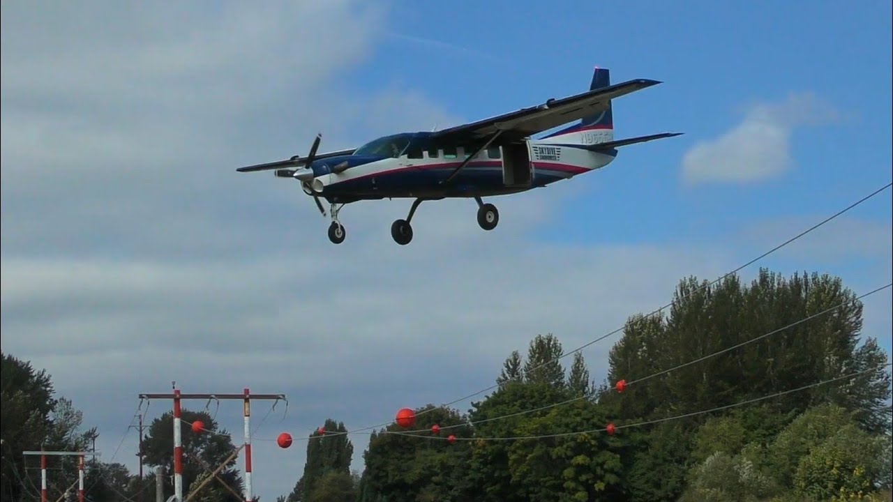 Snohomish Skydive Caravan racing back to Harvey field.