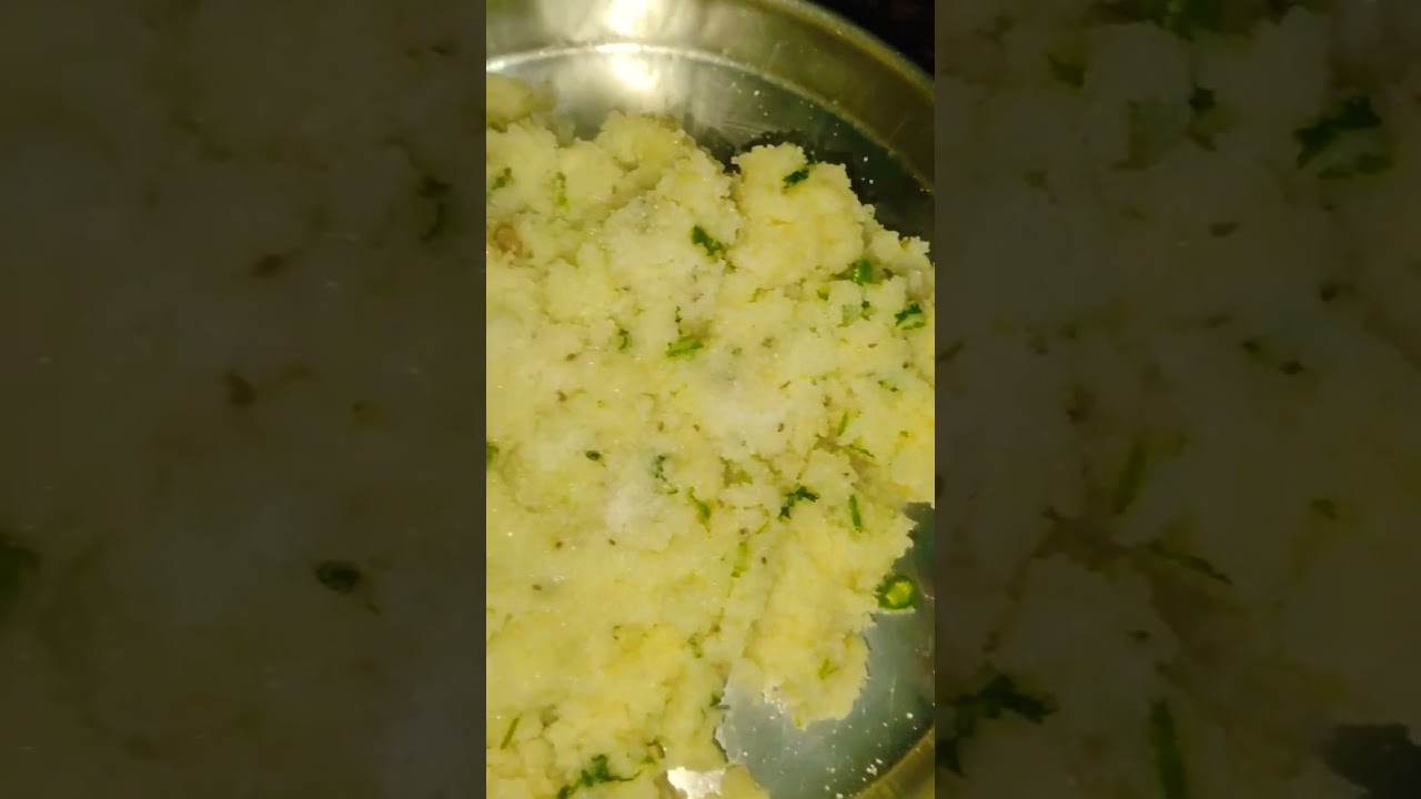 Rawa vada 😋#shortvideo #cooking#viralvideo