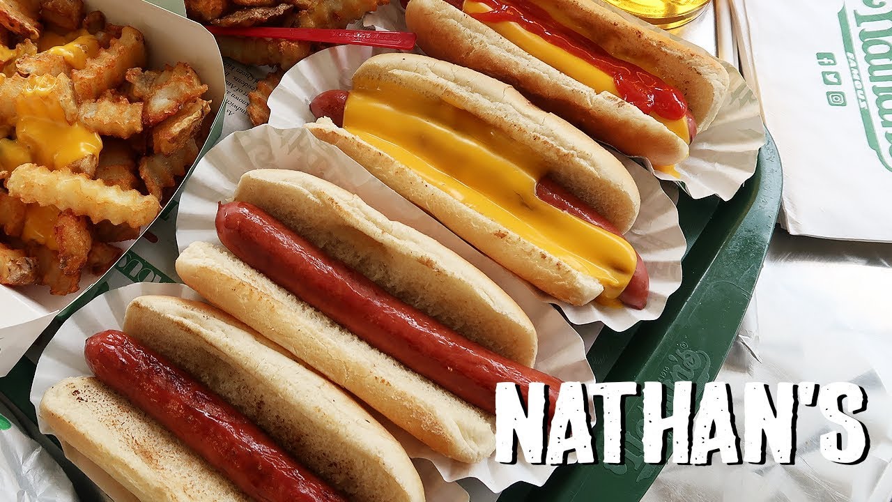 O Hot Dog mais famoso do mundo - Nathans's - New York