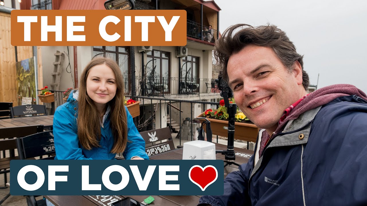 SIGNAGI Georgia 🇬🇪 - The City of Love & crazy dogs!