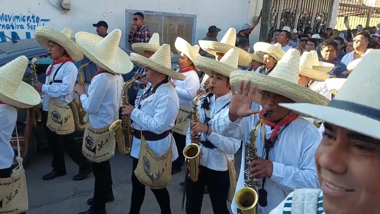 Carnaval de Tlayacapan 2024 con la banda de Brigido