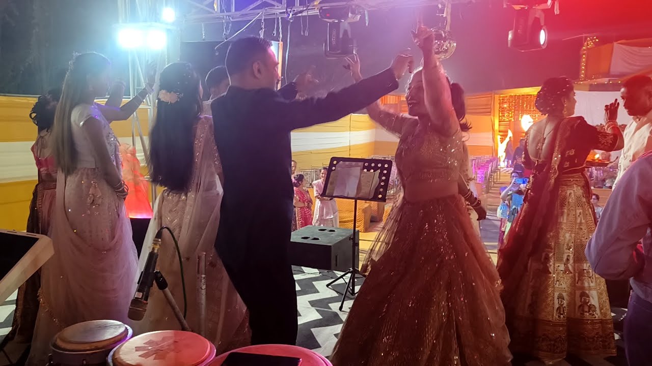 Desi Gamthi...💥💫 Eva aajnaa utara.. Gamthi song 🔥💥 savar no Suraj... live stage show 💫