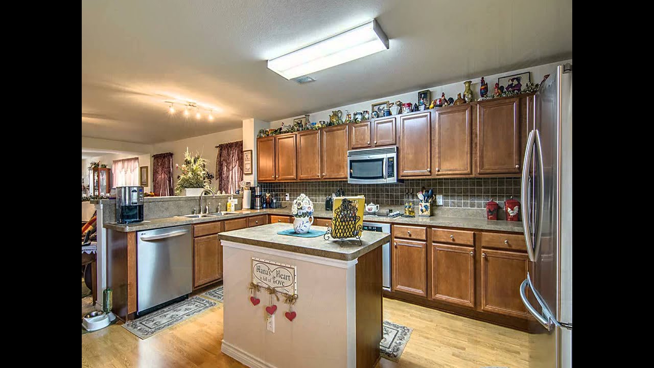 3925 Astrella Ct  Fort Worth, TX 76106