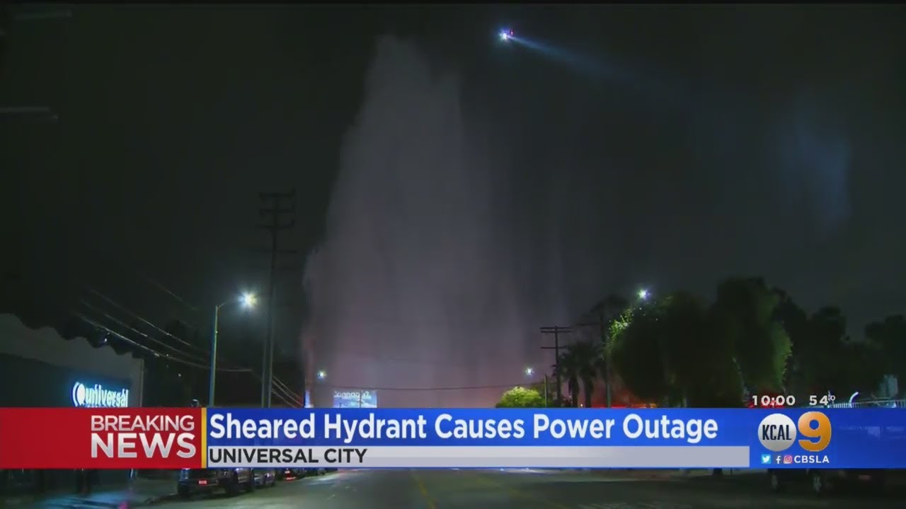 Car Crashes Into Hydrant, Causes Power Outages Near Universal City