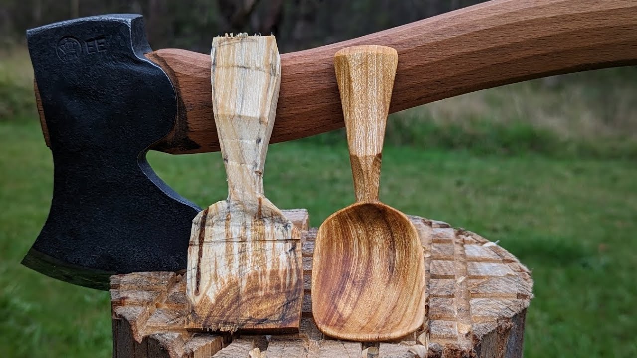Spoon Carving - Axe Work On A Pocket Spoon