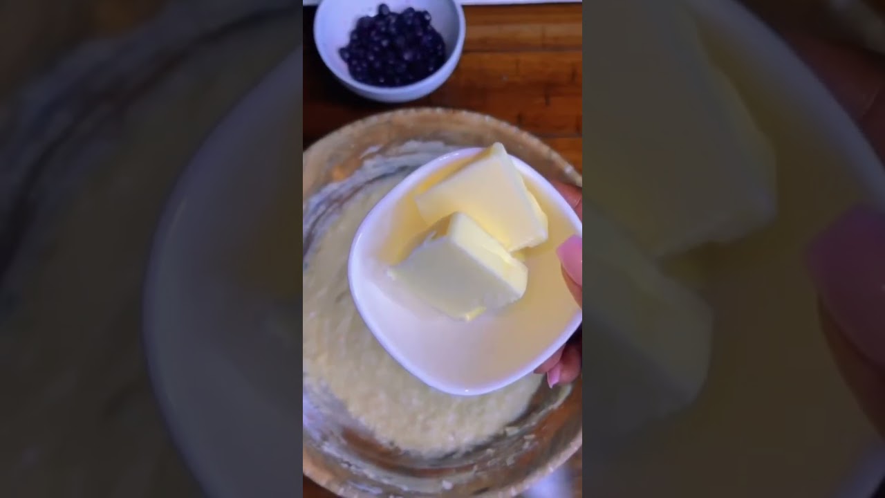 Blueberry Cream Cheese Waffle 🧇  By Chanel The Foodie 👩🏾&zwj;🍳   #Foodie #MadeWithLove🤎