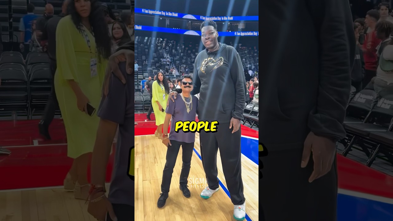 14 Year Old Tallest Person in the world&hellip; 😳