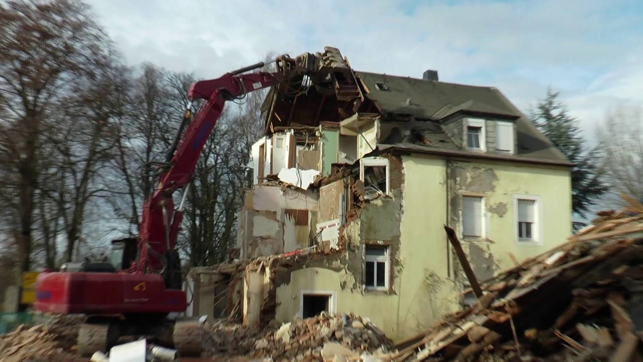 Abriss des ehemaligen “Dotzauerhauses” in Brand-Erbisdorf