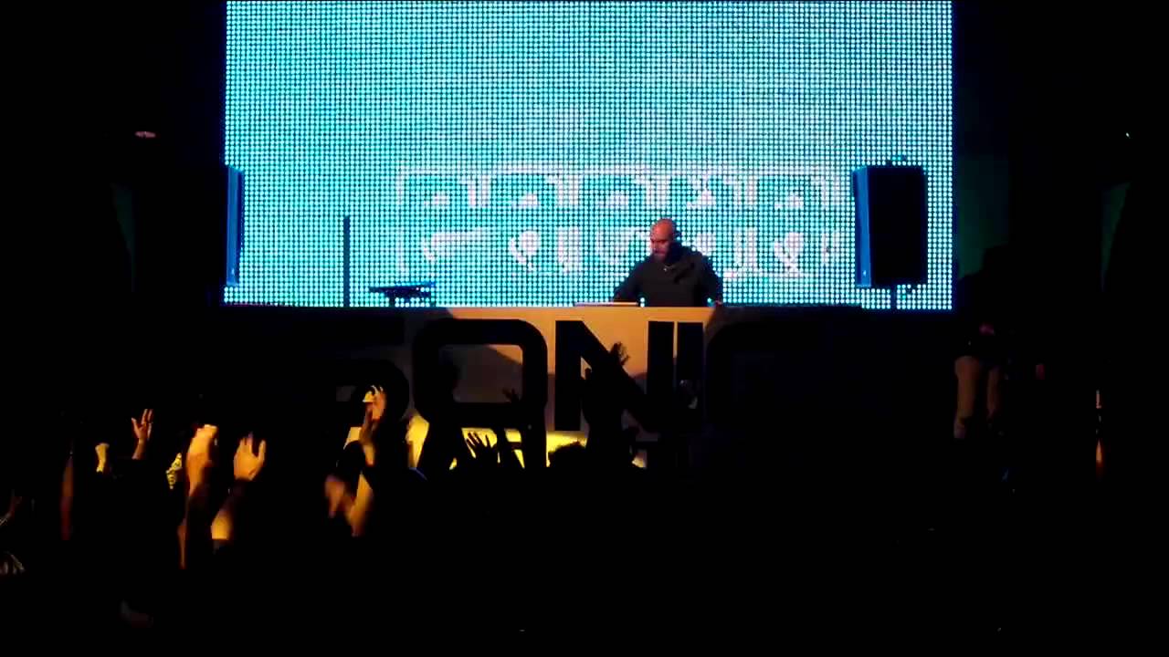Pacha Ofir - Vitalic