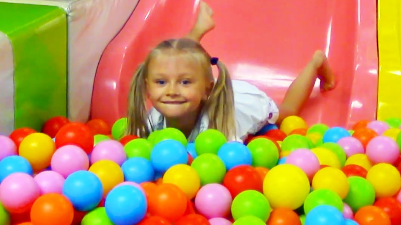 Little Vlogger Plays with Balloons at the Playground | Video for kids
