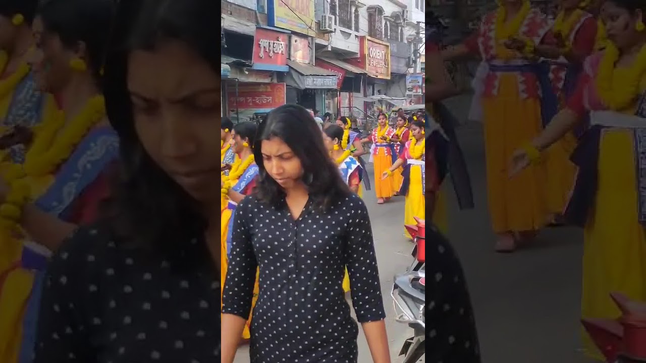বসন্ত অনুষ্ঠান উপলক্ষে মেয়ের নাচের স্কুলে শোভাযাত্রা ❤️❤️