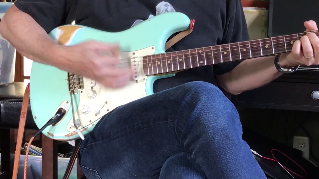 Strat single coil v series switch with amp set for light crunch