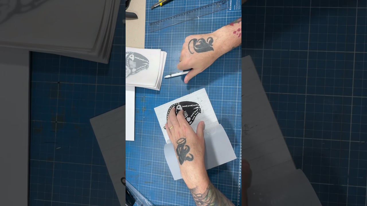 Saiba organizar e deixar sua obra profissional. #obra #raiox #gravura #art #arte #fanny #engraver