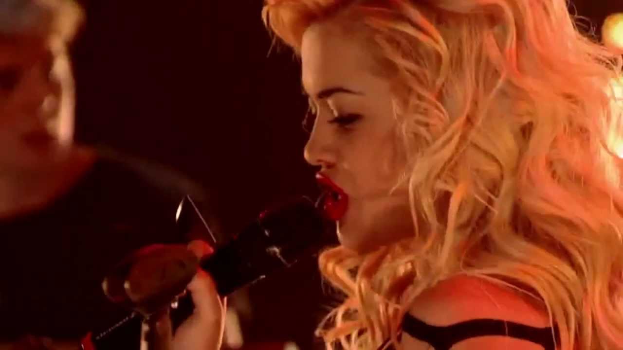 Rita Ora - Roc The Life (Live at MTV)