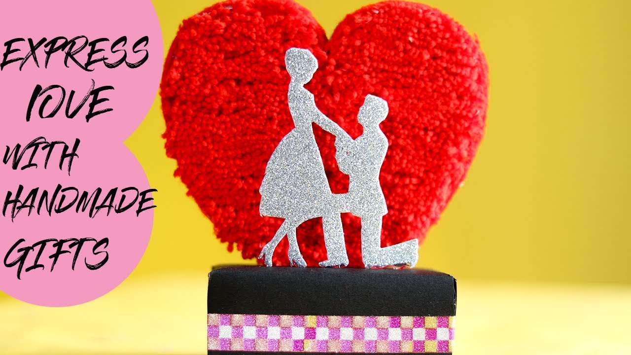 EASY DIY GIFT OUT OF WASTE  | DIY HANDMADE SHOWPIECE |