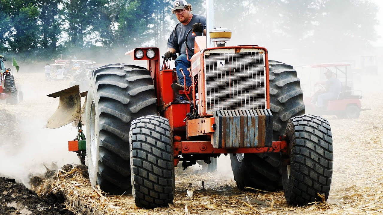 Vintage Tractors Plowing | Full Speed Plowing in The Field