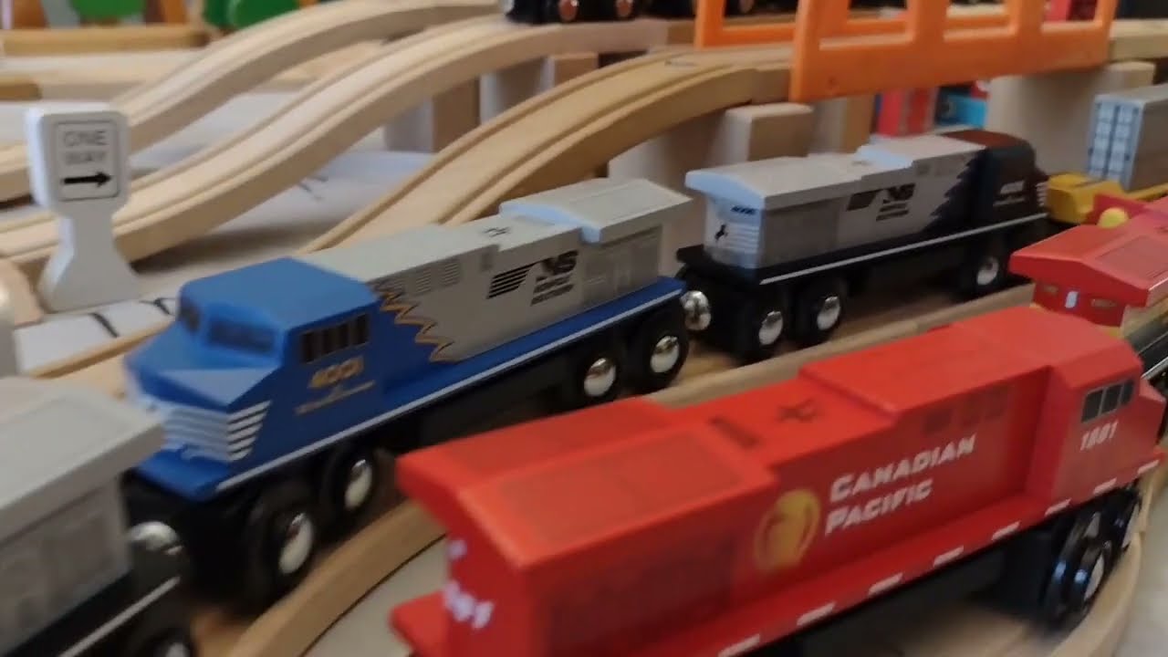 Wooden train railfanning Norfolk Southern intermodal