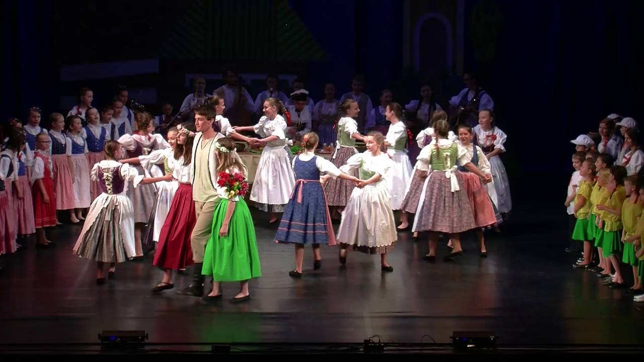 Eliška Kateřina Smiřická - muzikál ZUŠ Jičín, vystoupení z 17. 5. 2016