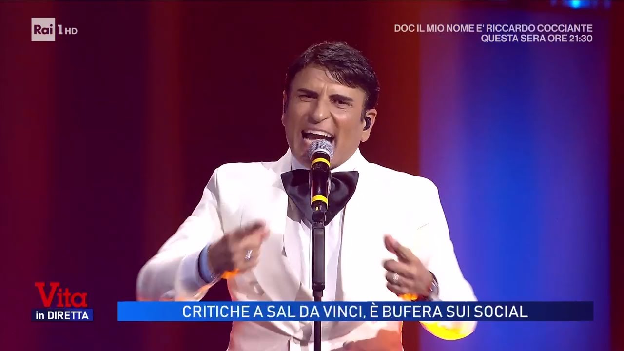 Sal Da Vinci, Aldo Cazzullo stronca la canzone e i social si scatenano - Vita in diretta 04/03/2026