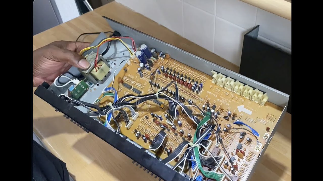 GenExxa 31 2030 Equalizer Not Powering On   1 of 2